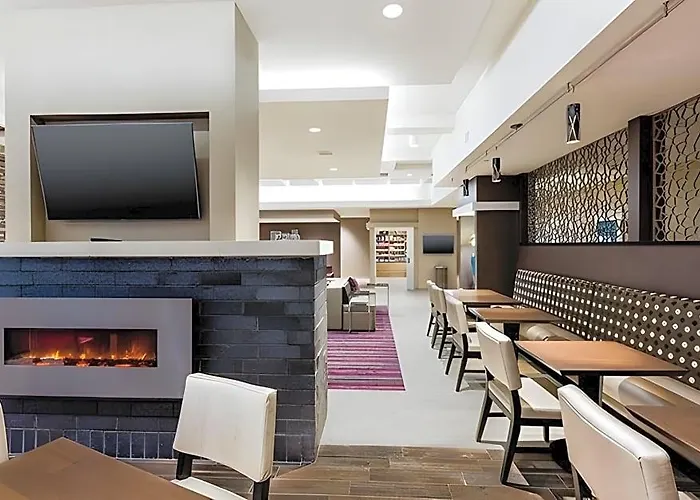 Express Sw - I-94 Medical Center By Ihg Hotel 2*