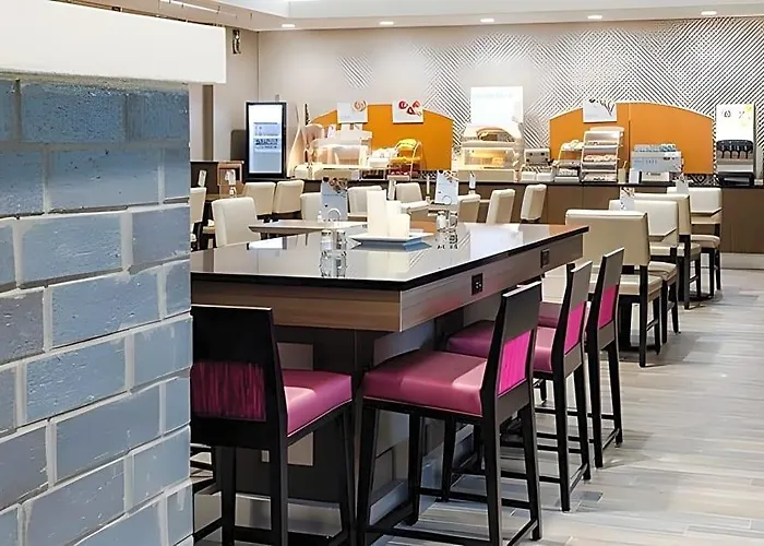Hotel Express Sw - I-94 Medical Center By Ihg 2*