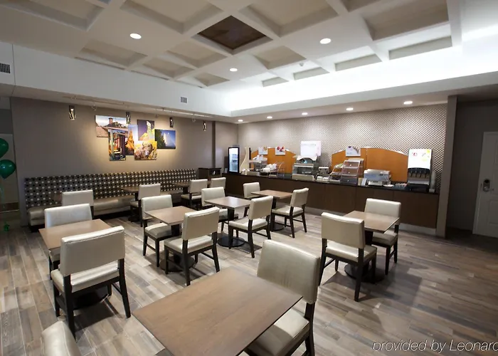 Express Sw - I-94 Medical Center By Ihg Fargo