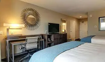 Hotel Express Sw - I-94 Medical Center By Ihg 2*